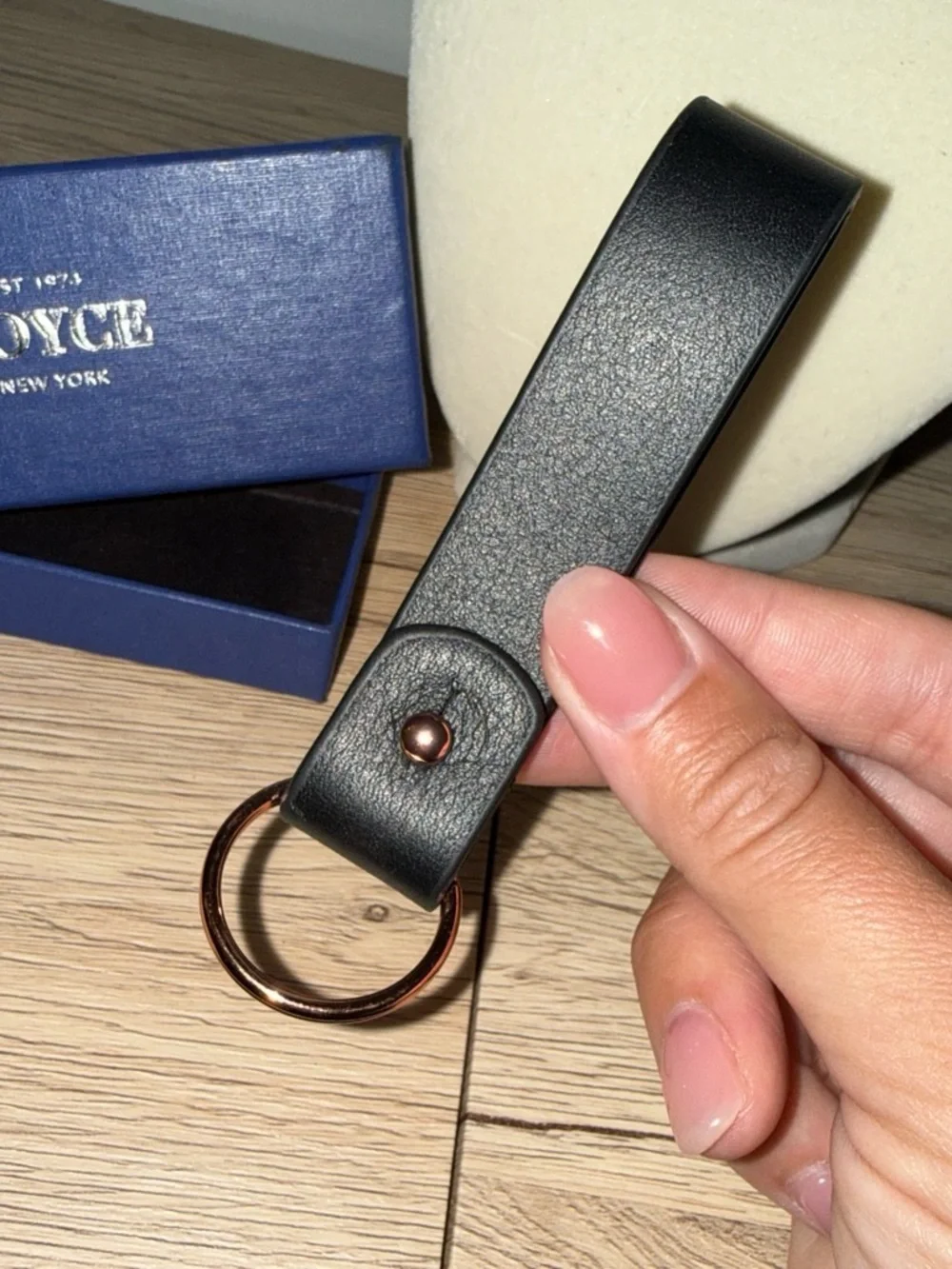 ROYCE New York Black Leather Key Ring with Gold-Tone Hardware